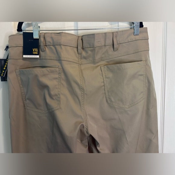🫒”Vintage 1946” NWT Men's Tan Flat Front Modern Fit Performance Chinos w/Pockets - Picture 16 of 16
